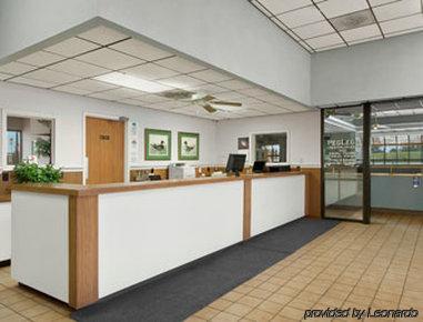 Howard Johnson By Wyndham Valdosta Extérieur photo