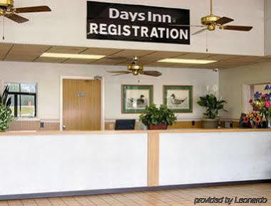 Howard Johnson By Wyndham Valdosta Extérieur photo